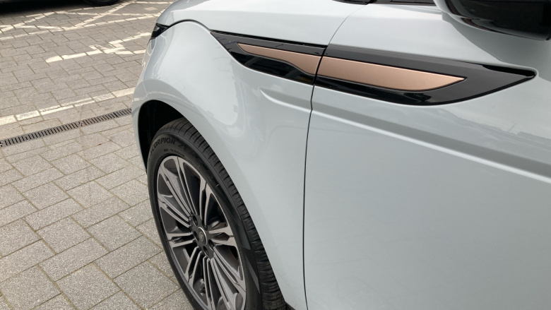 Land Rover Range Rover Evoque 2.0 D200 Dynamic HSE 5dr Auto Diesel Hatchback